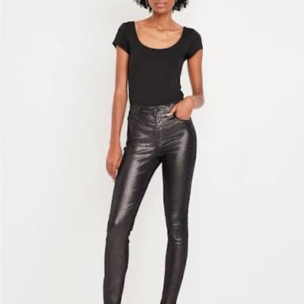 NWT Old Navy Rockstar Super Skinny Jeans